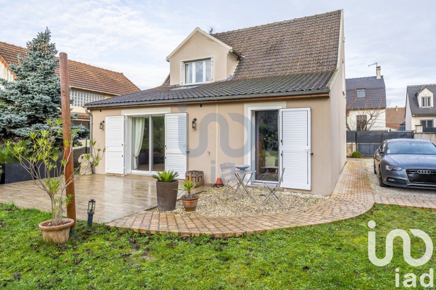 House 5 rooms of 105 m² in Valenton (94460)