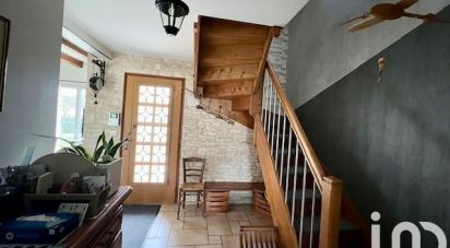 Traditional house 7 rooms of 164 m² in Quinçay (86190)