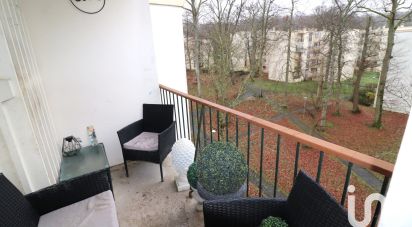 Apartment 3 rooms of 58 m² in Avon (77210)