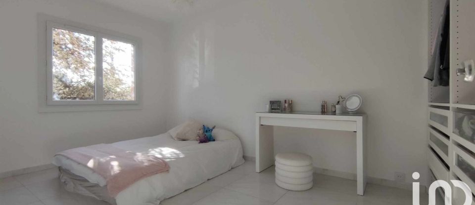 Apartment 4 rooms of 73 m² in Marseille (13012)