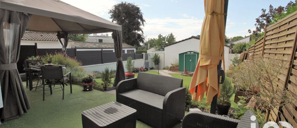 House 4 rooms of 94 m² in Boussy-Saint-Antoine (91800)