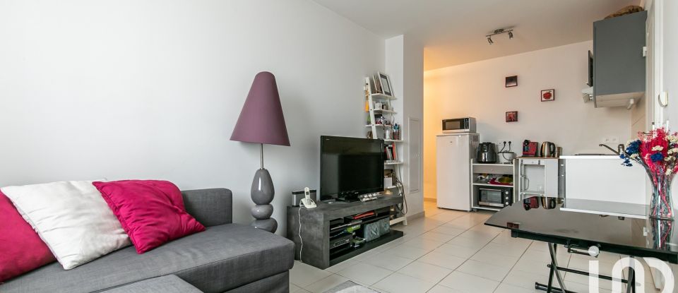 Appartement 2 pièces de 37 m² à Rosny-sous-Bois (93110)