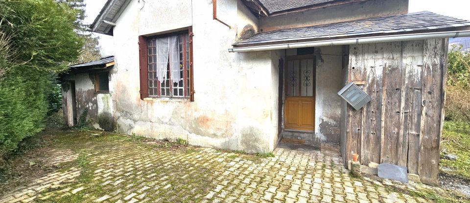 Traditional house 5 rooms of 86 m² in Adast (65260)