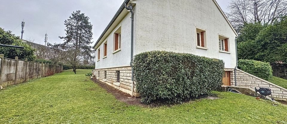 House 5 rooms of 245 m² in Meaux (77100)