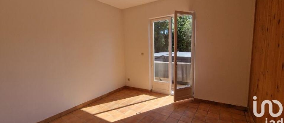 Longere 5 rooms of 173 m² in Montmachoux (77940)