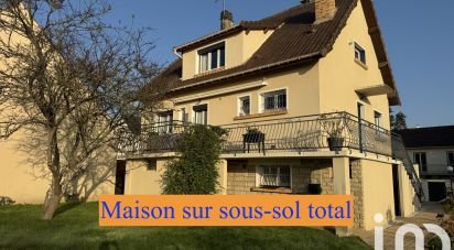 Maison traditionnelle 5 pièces de 116 m² à Presles-en-Brie (77220)