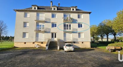 Apartment 3 rooms of 72 m² in Pleaux (15700)