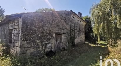 Maison 4 pièces de 90 m² à Saint-Simon-de-Bordes (17500)