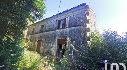 Maison 4 pièces de 90 m² à Saint-Simon-de-Bordes (17500)