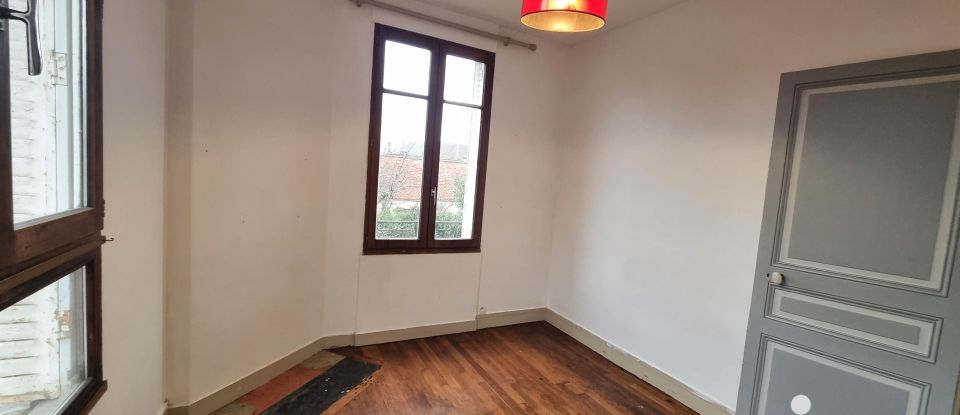 Maison 5 pièces de 107 m² à Houilles (78800)