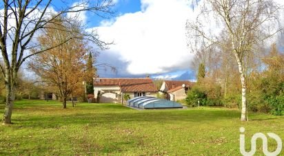 Country home 6 rooms of 130 m² in Paizay-le-Sec (86300)