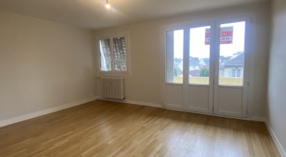 Apartment 3 rooms of 73 m² in Auxerre (89000)