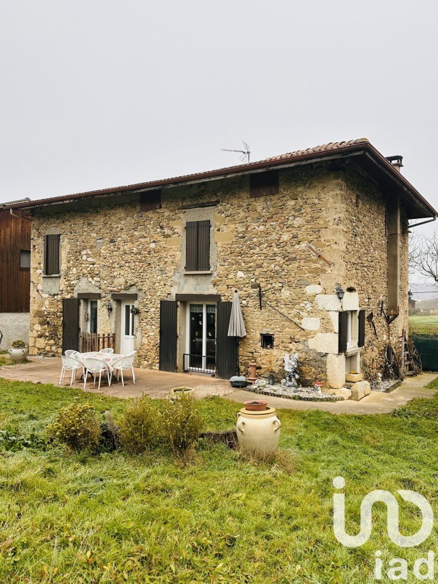 Country house 5 rooms of 142 m² in Saint-Romans (38160)