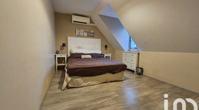 Maison traditionnelle 6 pièces de 100 m² à Vernou-la-Celle-sur-Seine (77670)