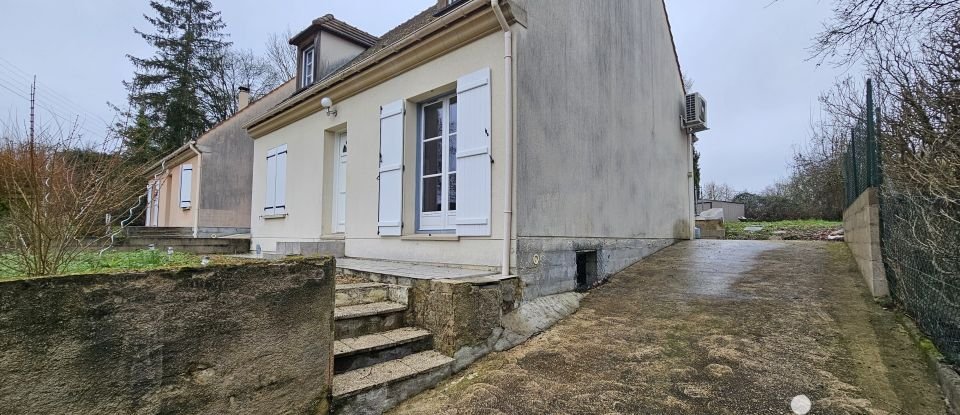 Maison traditionnelle 6 pièces de 100 m² à Vernou-la-Celle-sur-Seine (77670)