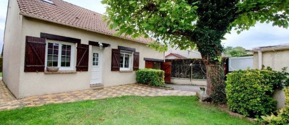 Maison 6 pièces de 142 m² à Cerny (91590)