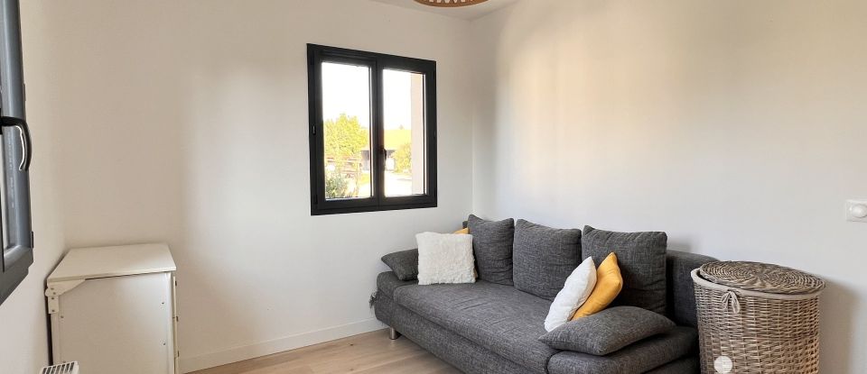 Maison traditionnelle 4 pièces de 93 m² à Auteuil (78770)