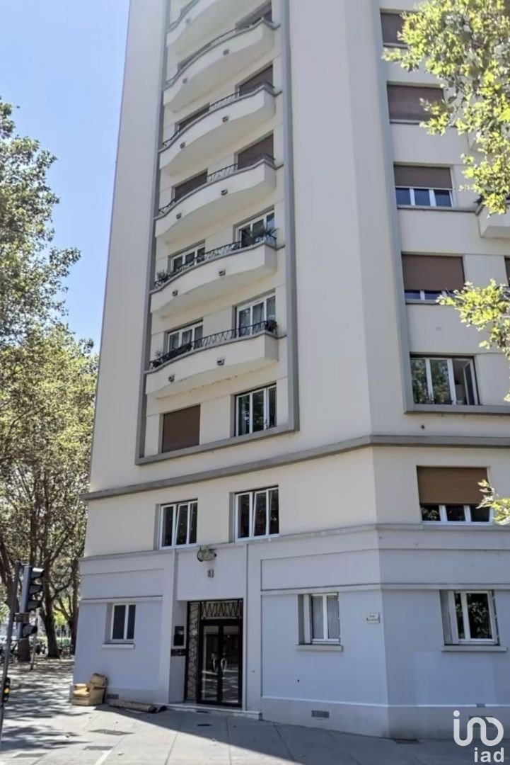 Offices of 55 m² in Grenoble (38000)