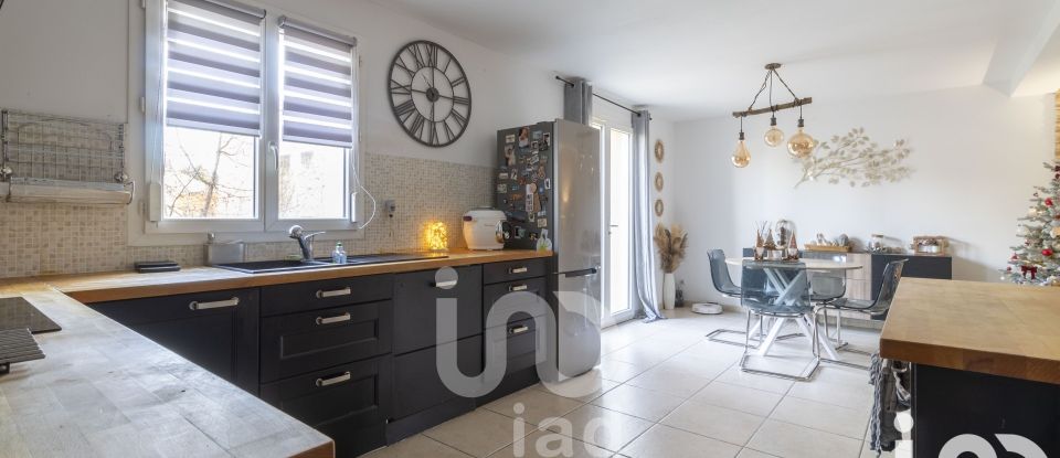 Maison 6 pièces de 101 m² à Jouy-le-Moutier (95280)