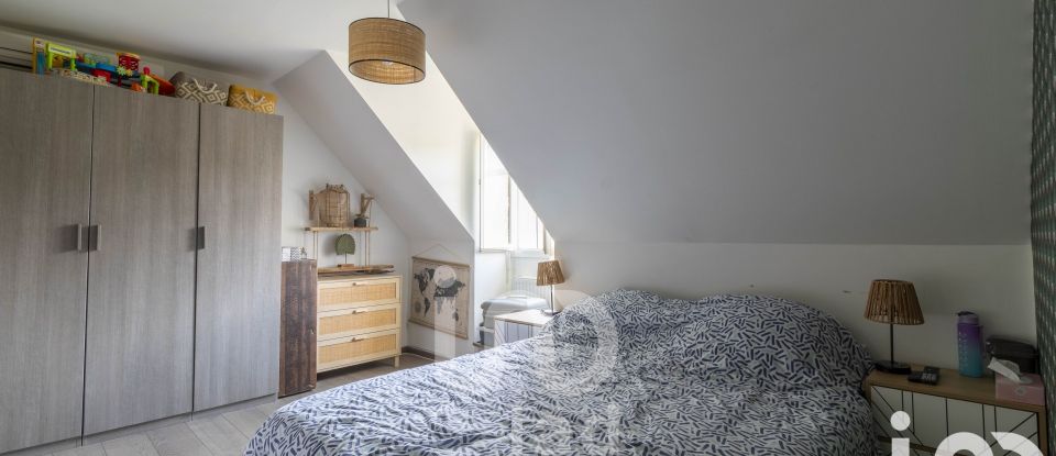 Maison 6 pièces de 101 m² à Jouy-le-Moutier (95280)