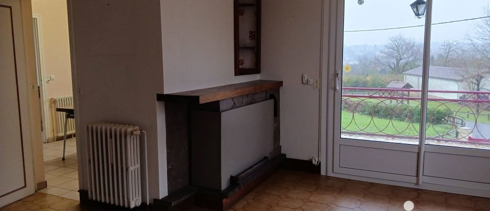 Traditional house 4 rooms of 94 m² in L'Isle-Jourdain (86150)