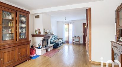 Maison 5 pièces de 94 m² à Saint-Pierre-lès-Nemours (77140)