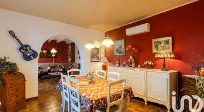 Traditional house 4 rooms of 123 m² in Arles (13200)