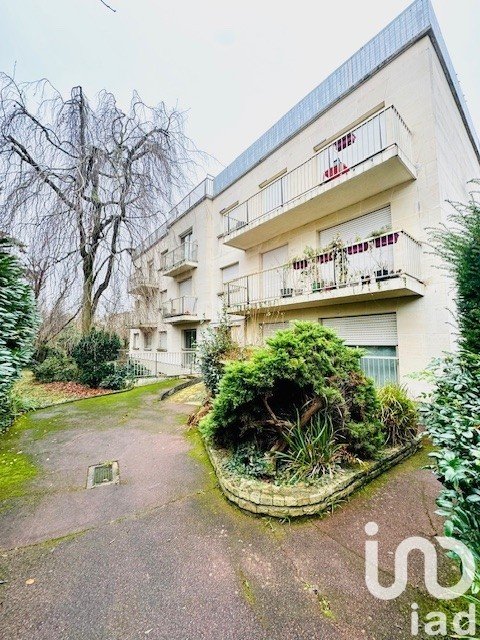 Studio 1 room of 21 m² in Montmorency (95160)