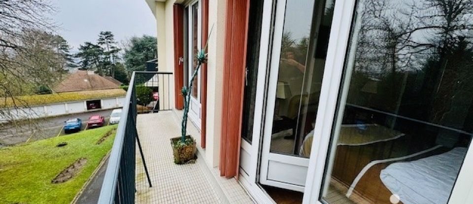 Apartment 4 rooms of 64 m² in Montmorency (95160)