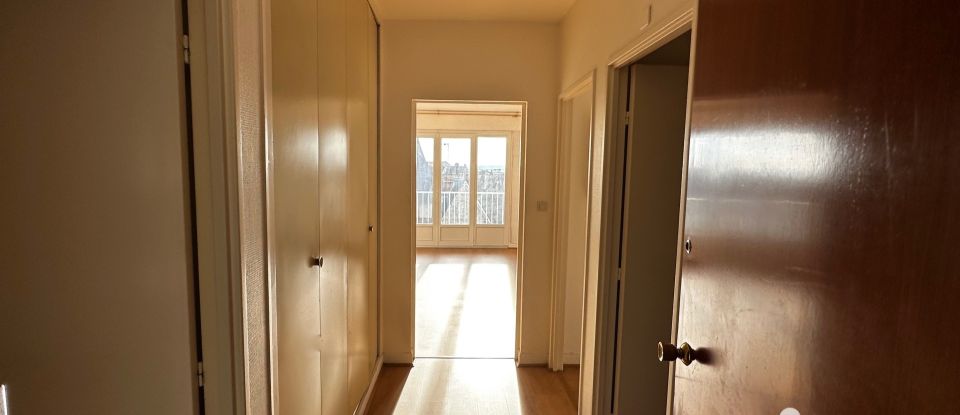 Apartment 2 rooms of 61 m² in Troyes (10000)