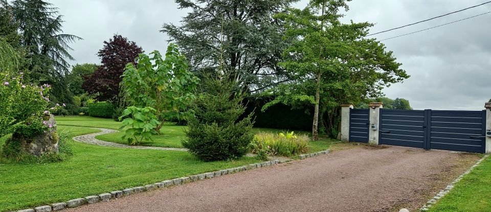 Maison traditionnelle 7 pièces de 177 m² à Saint-Siméon (77169)