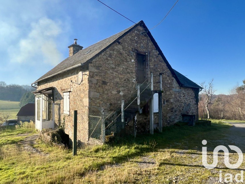 House 4 rooms of 76 m² in Saint-Mexant (19330)