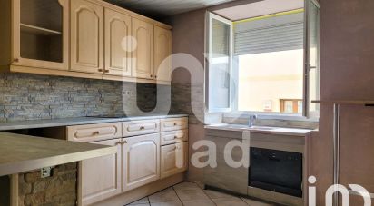 Maison 5 pièces de 96 m² à Désertines (03630)