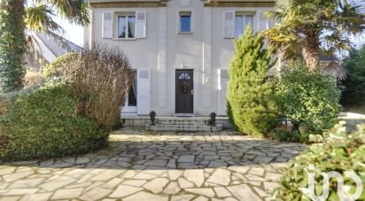 House 6 rooms of 121 m² in Gournay-sur-Marne (93460)