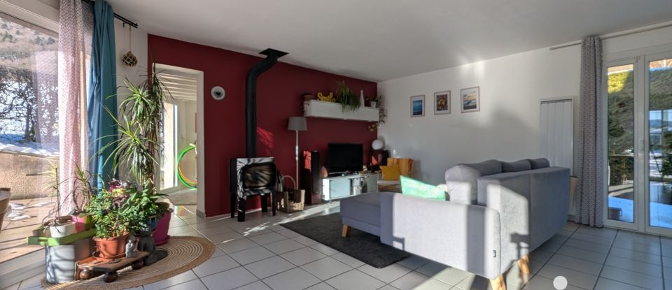 House 5 rooms of 115 m² in Le Gua (38450)