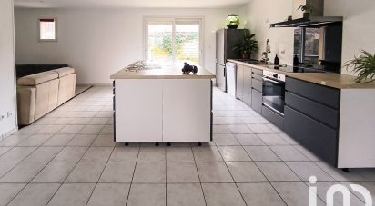 Maison 4 pièces de 108 m² à Fareins (01480)