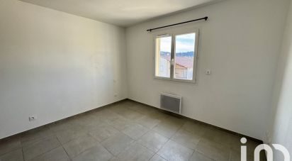 Maison 4 pièces de 84 m² à Cavillargues (30330)