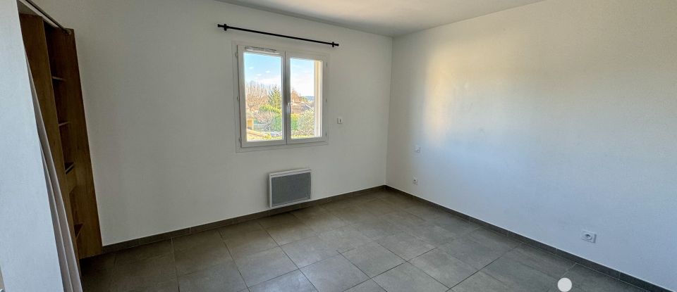 Maison 4 pièces de 84 m² à Cavillargues (30330)