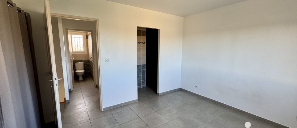 Maison 4 pièces de 84 m² à Cavillargues (30330)