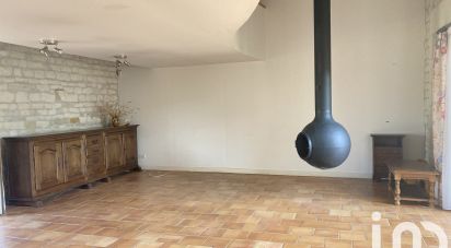 Traditional house 6 rooms of 186 m² in Saint-Georges-du-Bois (17700)