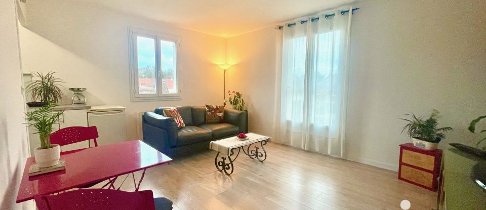 Apartment 2 rooms of 39 m² in Sainte-Geneviève-des-Bois (91700)