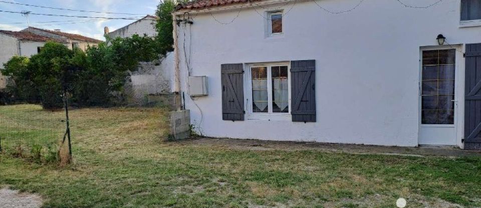 Maison de village 6 pièces de 136 m² à Nieulle-sur-Seudre (17600)