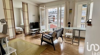 Apartment 2 rooms of 47 m² in Paris (75016)