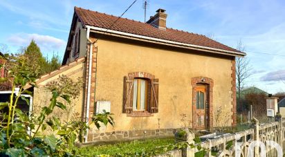 House 5 rooms of 75 m² in Saint-Sauveur-en-Puisaye (89520)