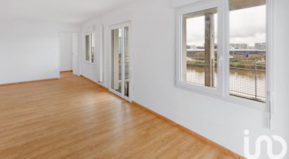 Apartment 4 rooms of 82 m² in Nantes (44000)