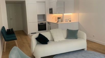 Appartement 2 pièces de 57 m² à Nice (06000)