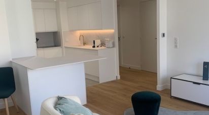 Appartement 2 pièces de 68 m² à Nice (06000)