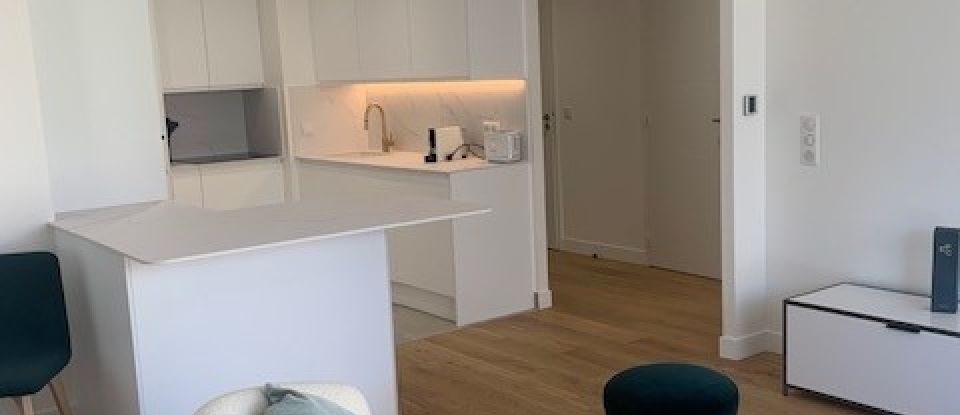 Appartement 2 pièces de 68 m² à Nice (06000)