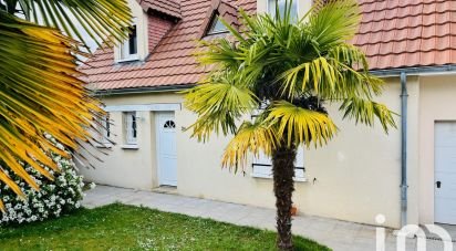 House 6 rooms of 130 m² in Pontault-Combault (77340)