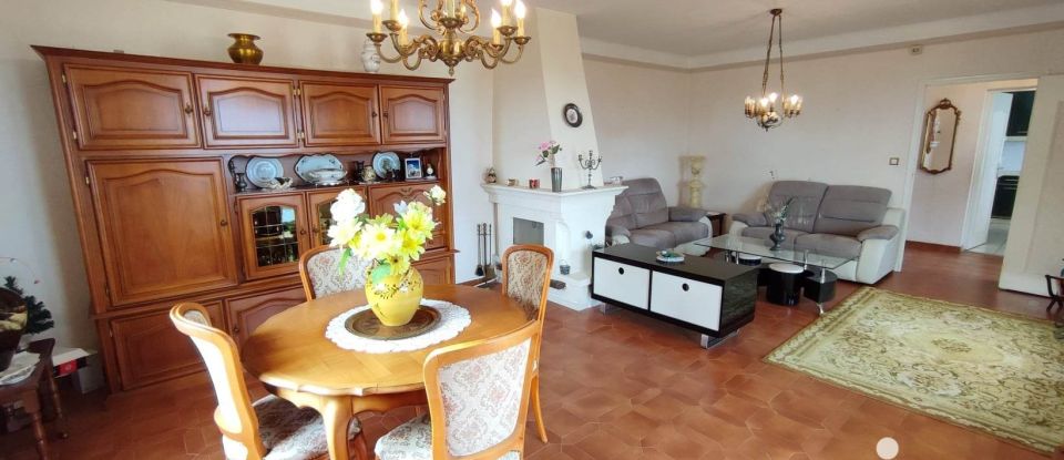 Traditional house 4 rooms of 135 m² in Calvisson (30420)